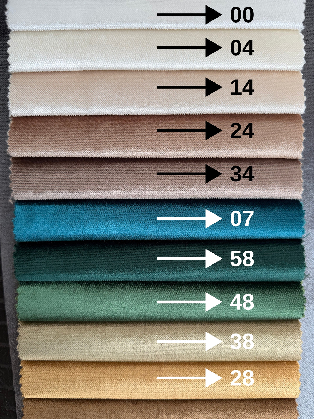 Dokuma Parlak Kadife Döşemelik & Perdelik Kumaş – Pati Dostu – Kırlentlik ve Dekoratif Kumaş – Metre ile Satış (140 cm En)