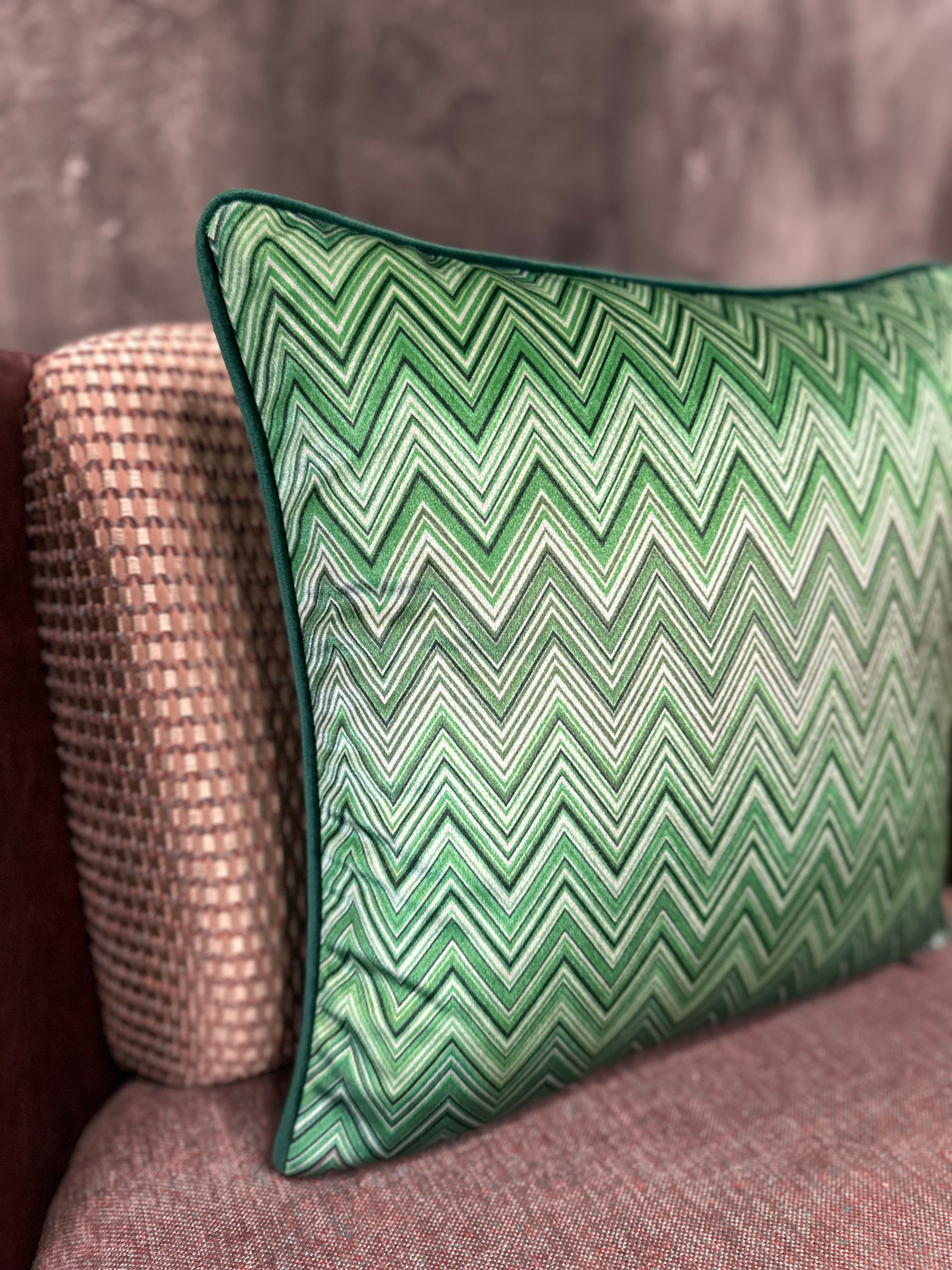 CHEVRON-116 KARE KIRLENT