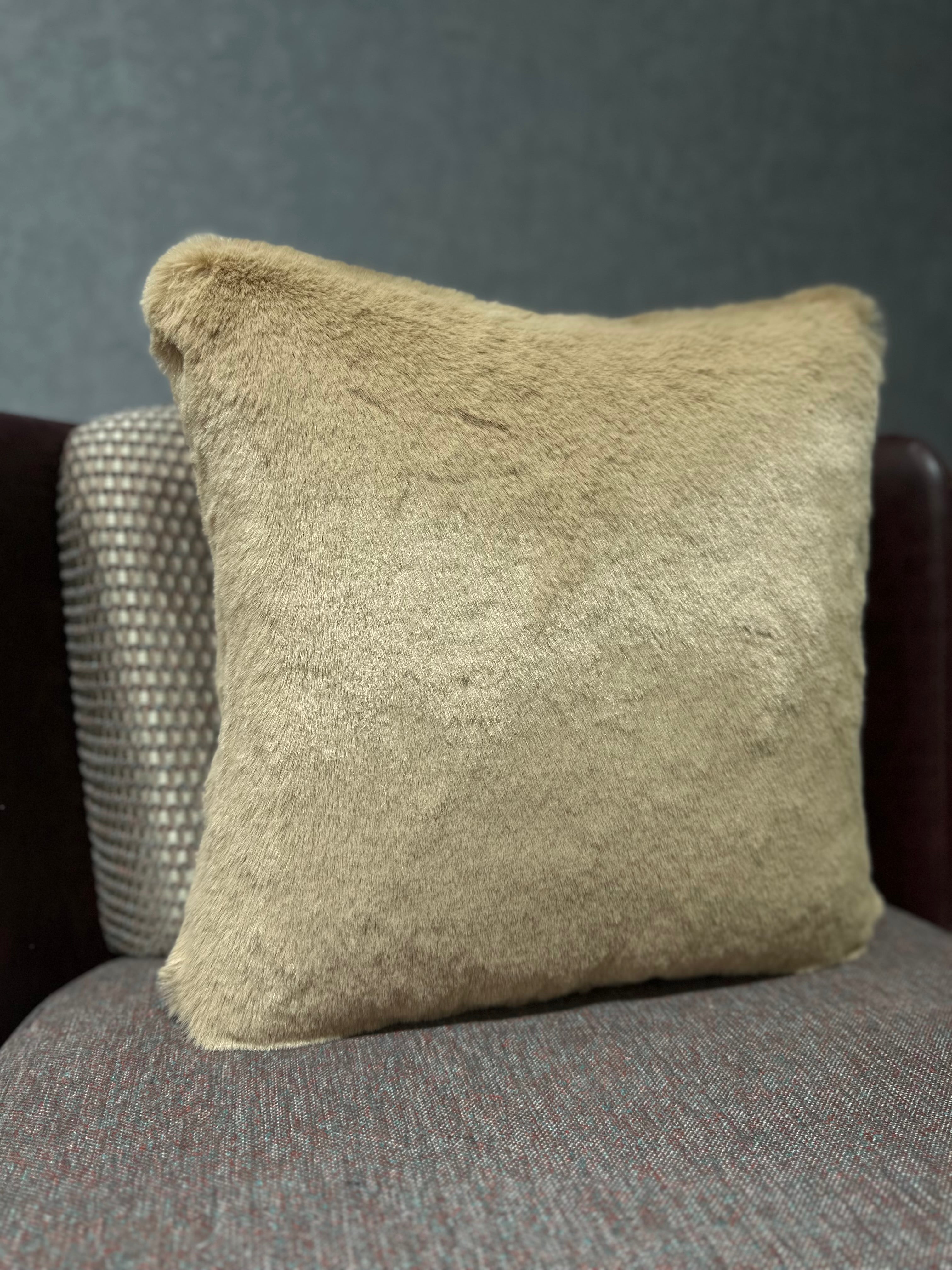 Tavşan Tüyü Sütlü Kahve