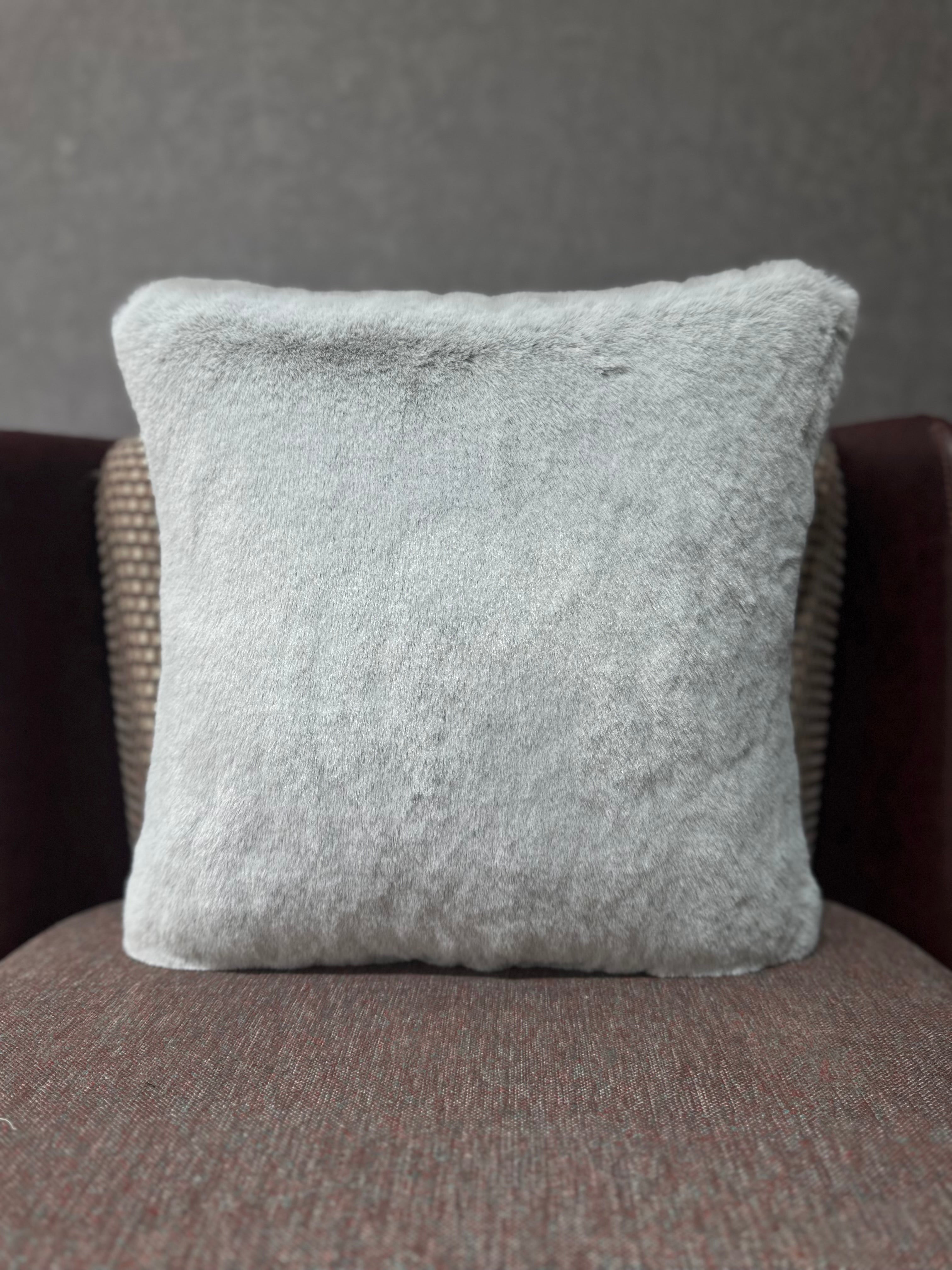 Tavşan Tüyü Açık Gri