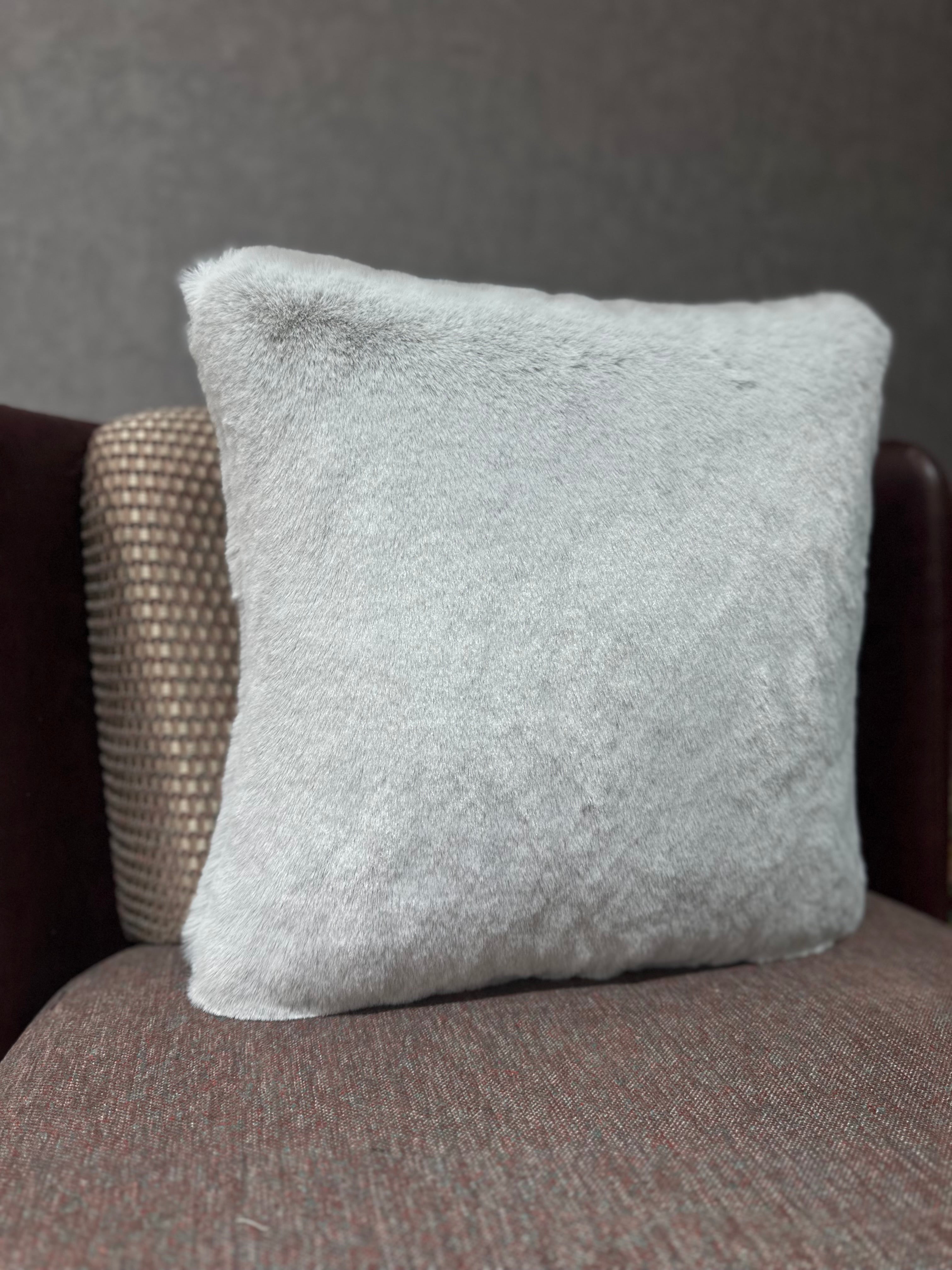 Tavşan Tüyü Açık Gri