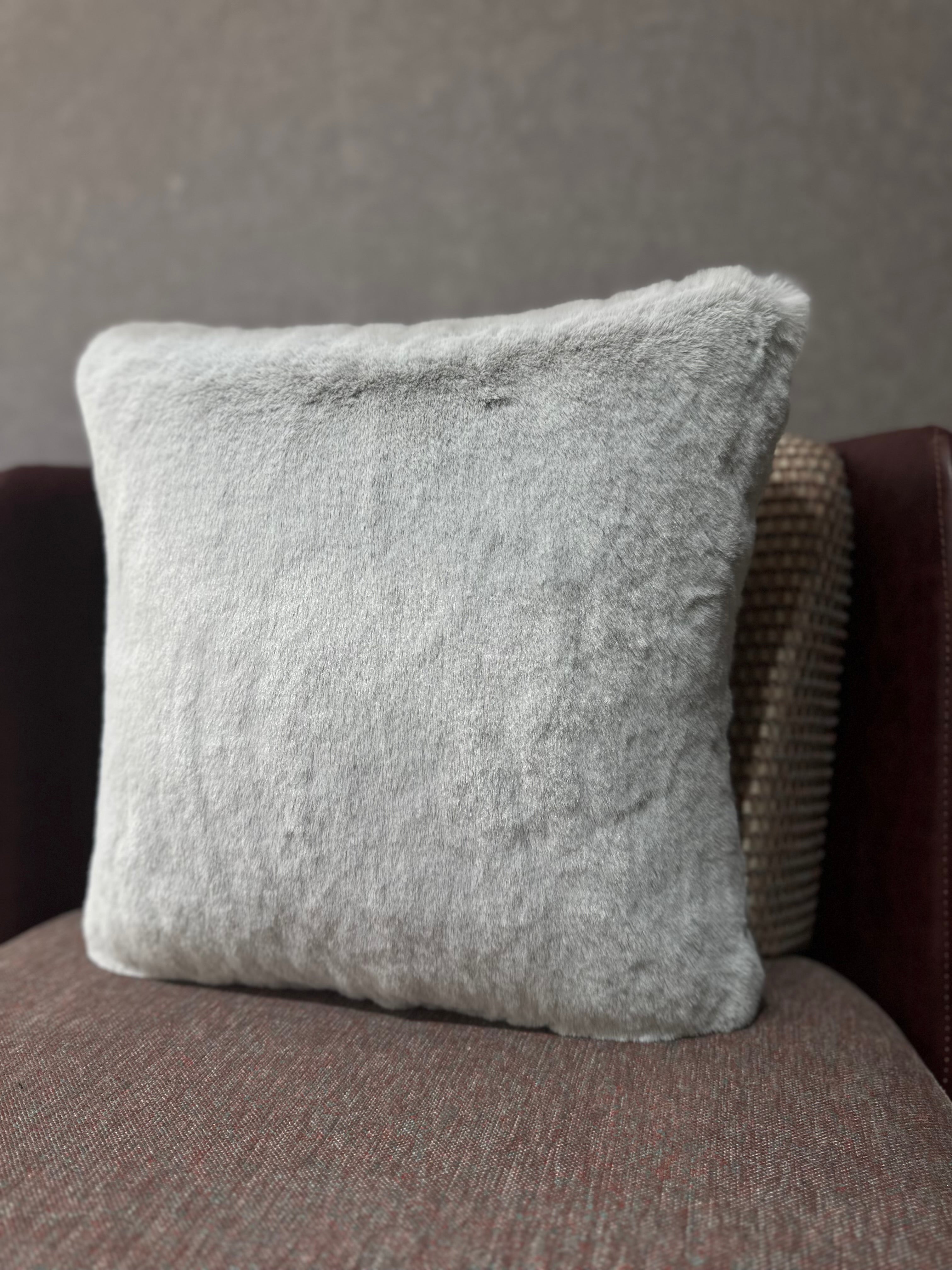 Tavşan Tüyü Açık Gri