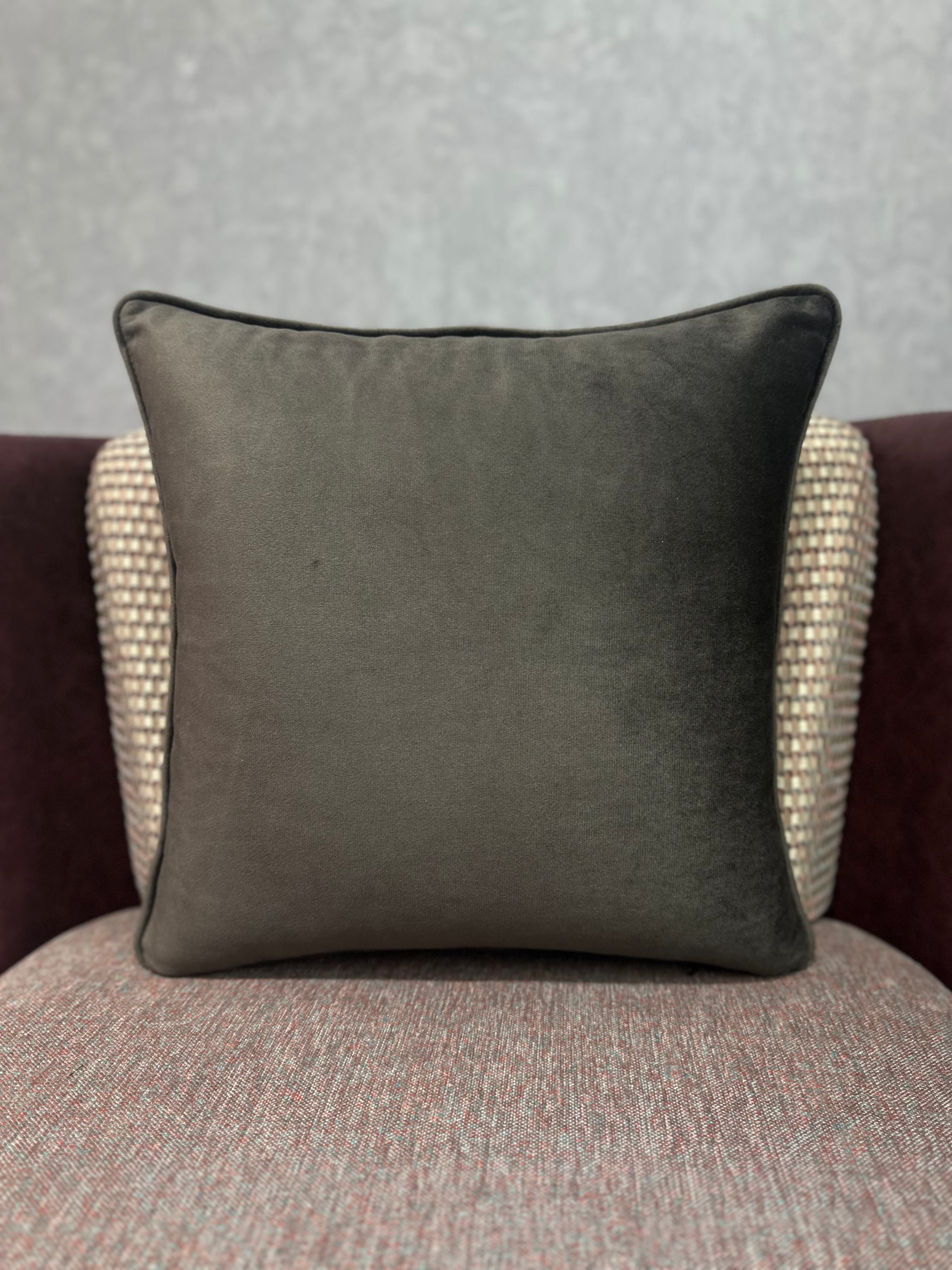 SOLID-7004 PILLOWCASE 