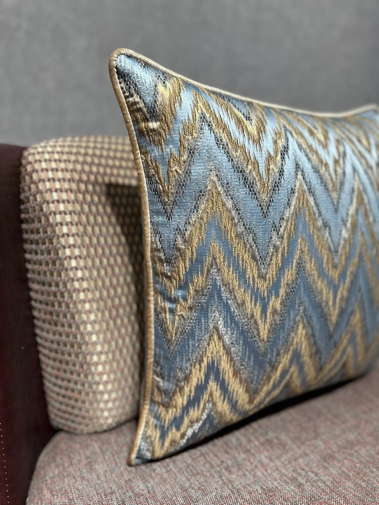 Chevron Exclusive-27