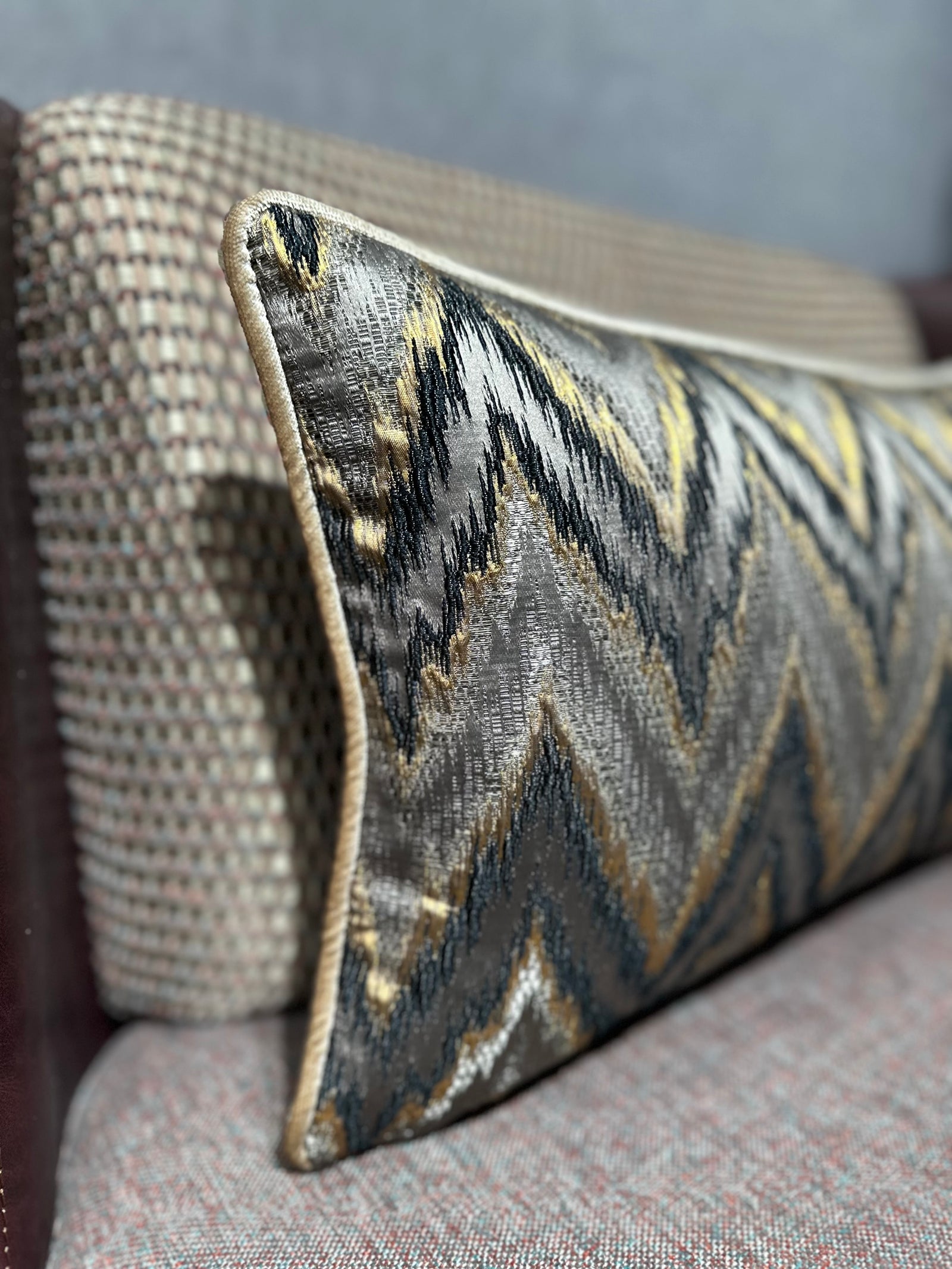 Chevron Exclusive-89