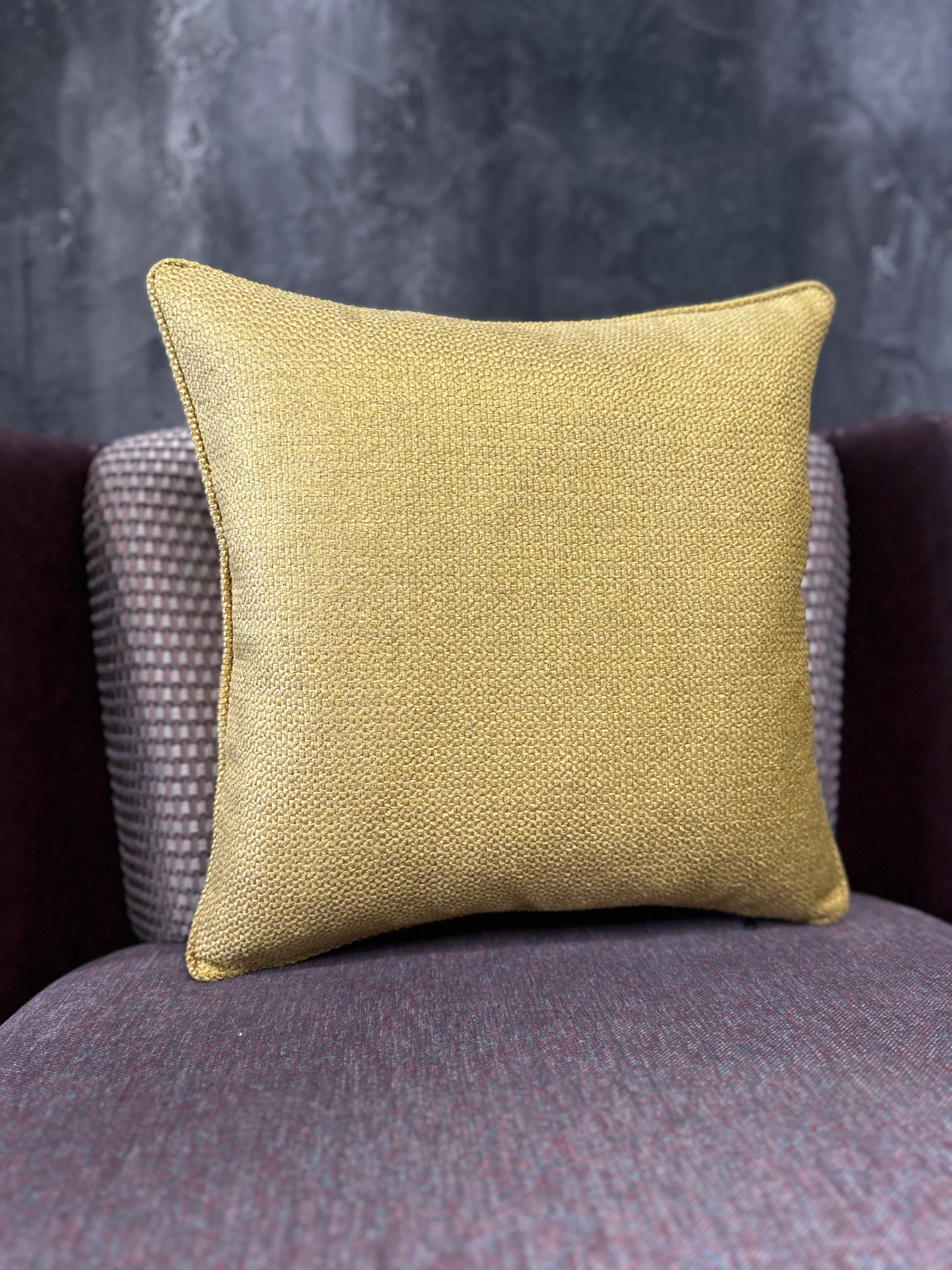 WICKER-8003 