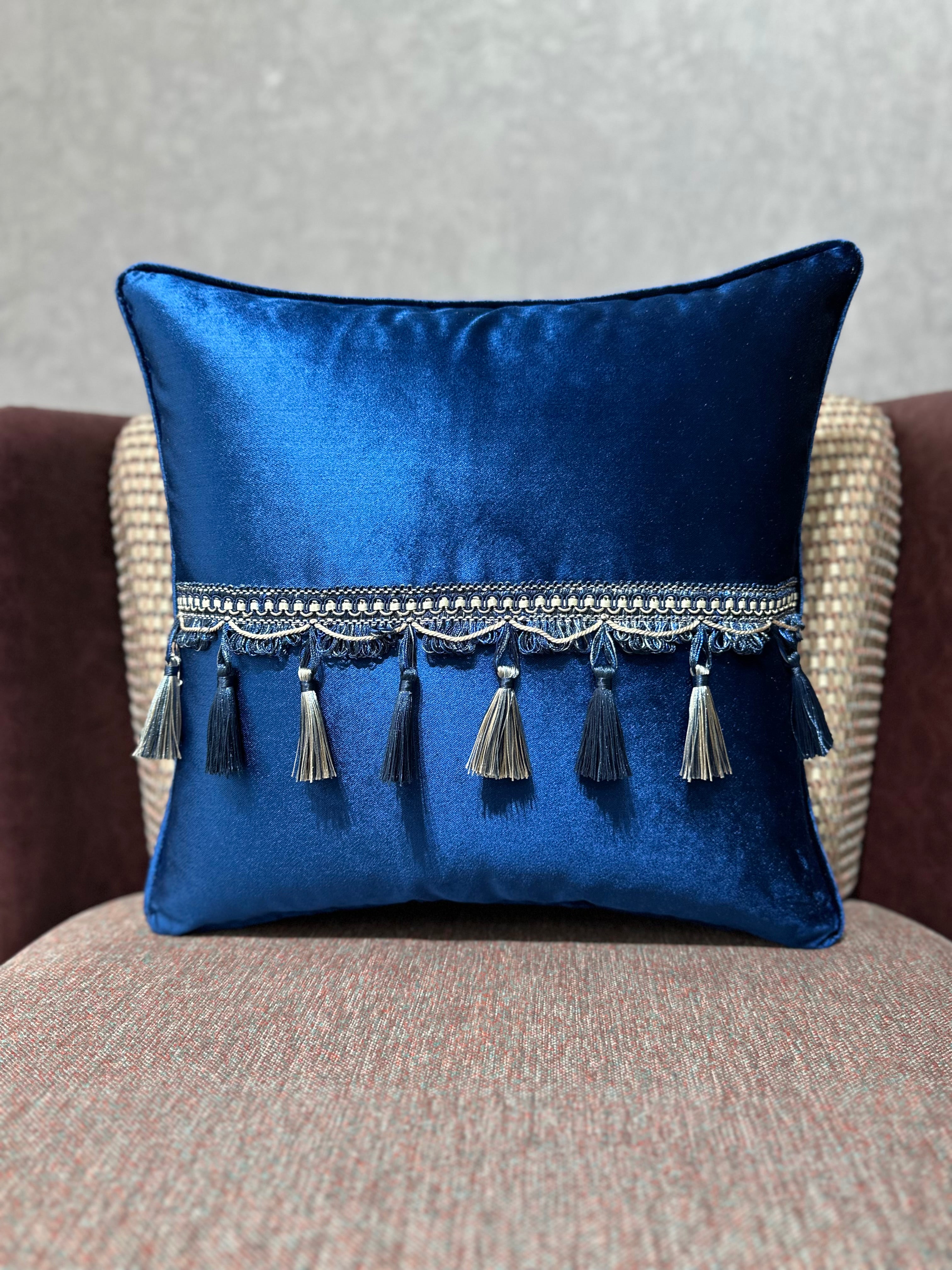 SARKIK PÜSKÜL-37 (LACİVERT ATLAS)