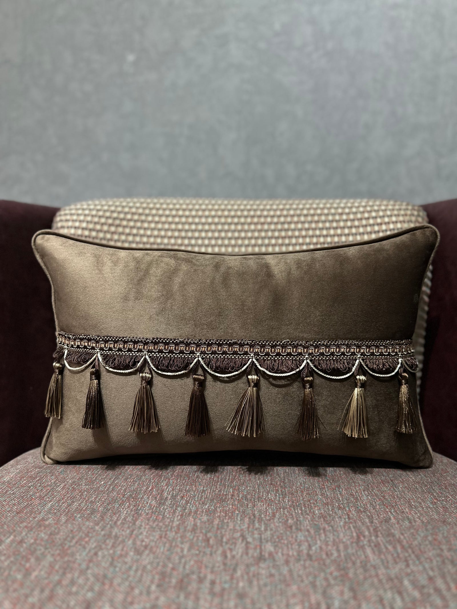 SARKIK PÜSKÜL-46 (KAHVERENGİ SOLİD)