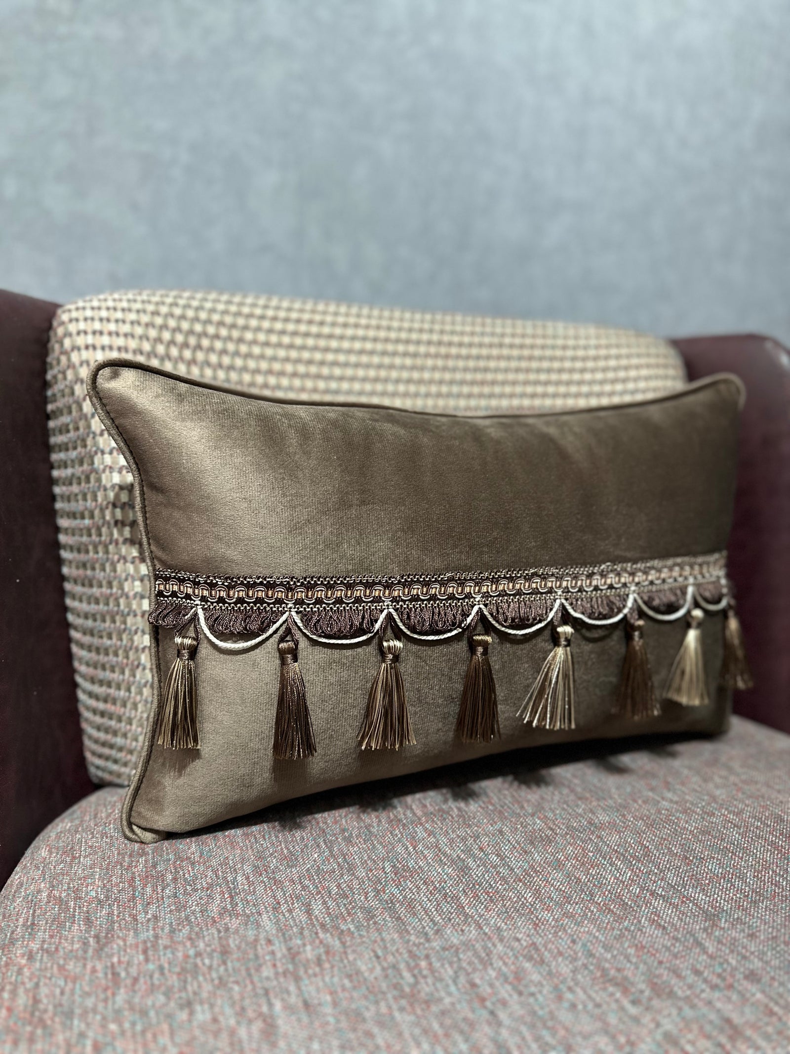 SARKIK PÜSKÜL-46 (KAHVERENGİ SOLİD)