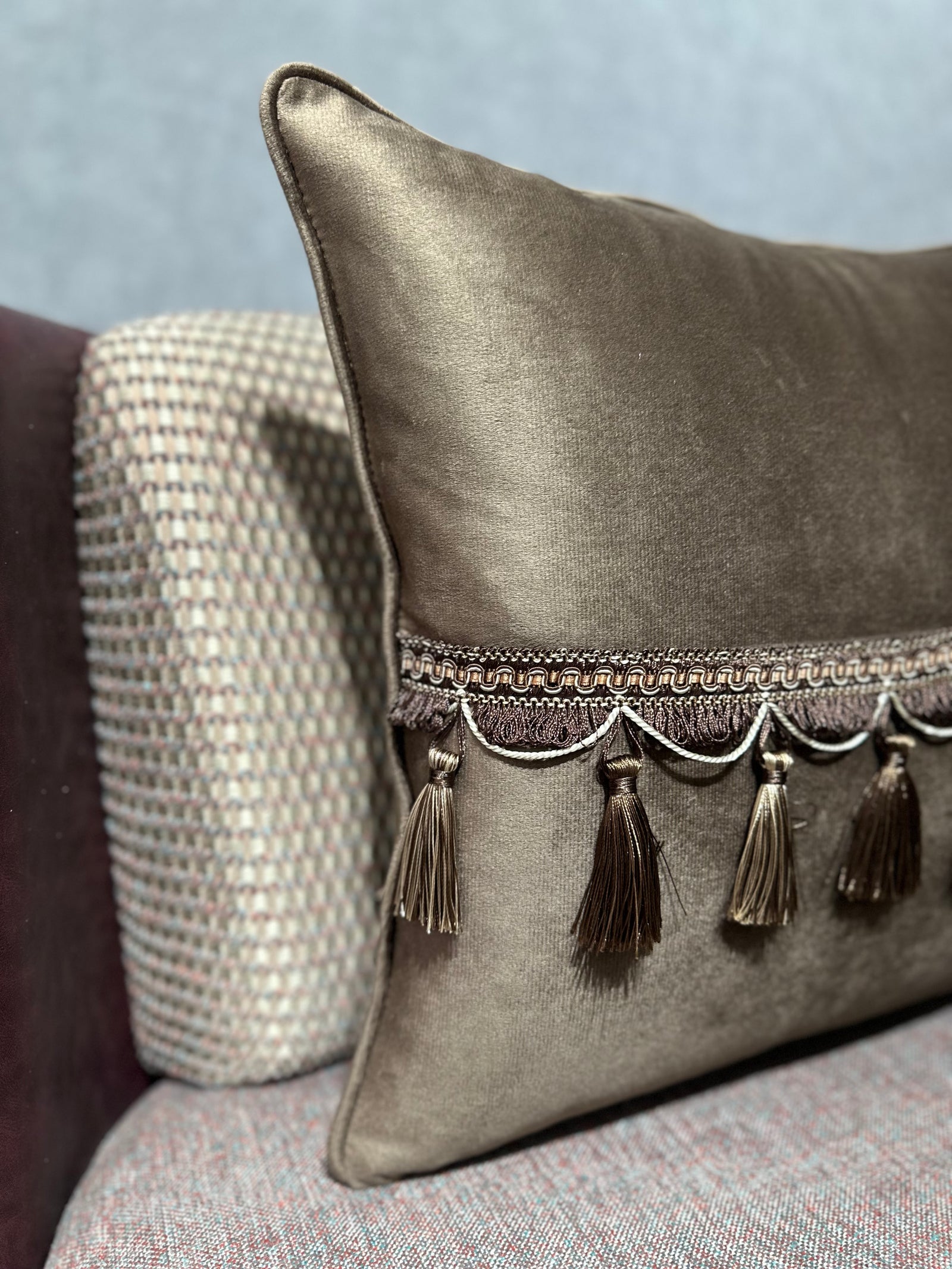 SARKIK PÜSKÜL-46 (KAHVERENGİ SOLİD)