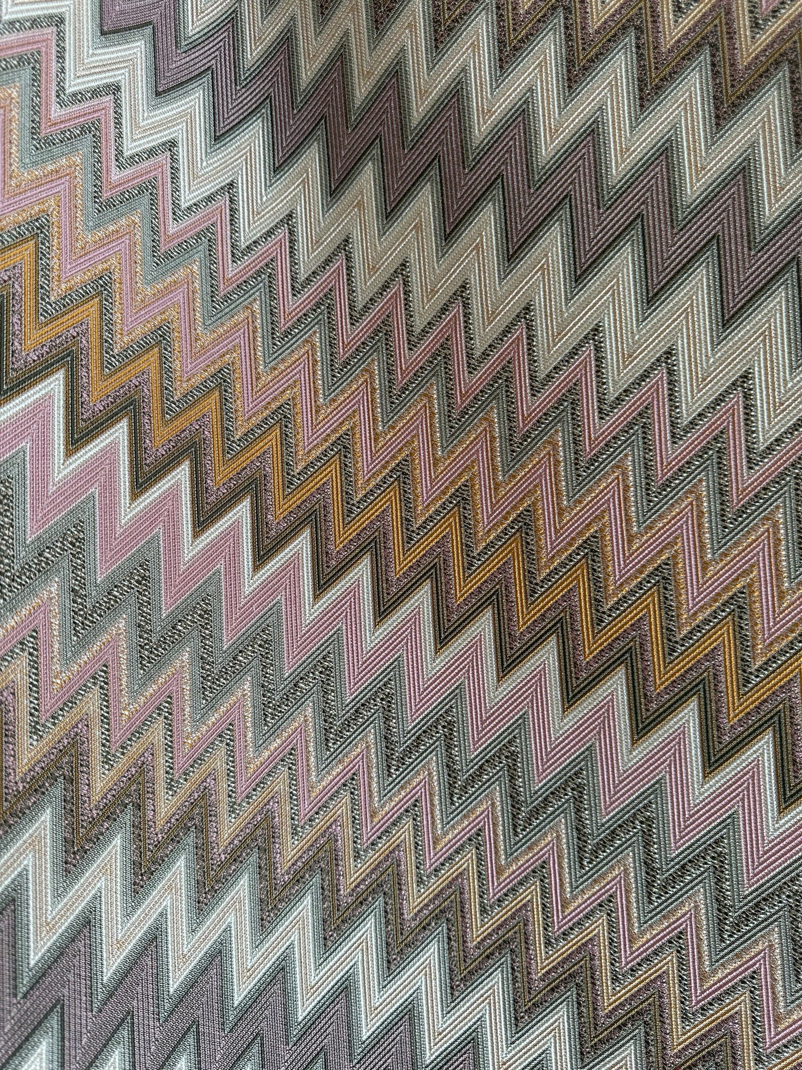 CHEVRON-206