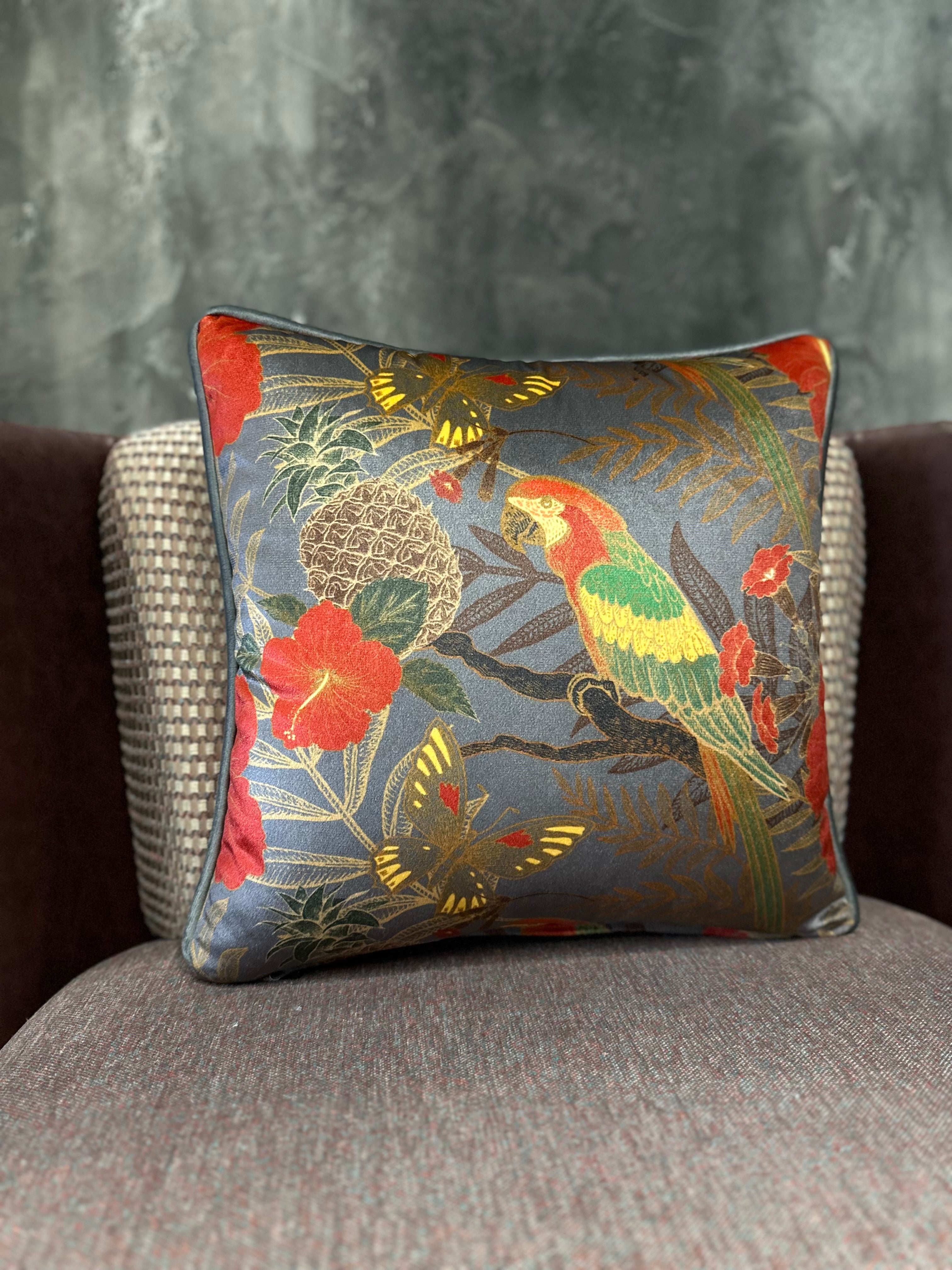 BLEND-9215 GRAY PILLOW 