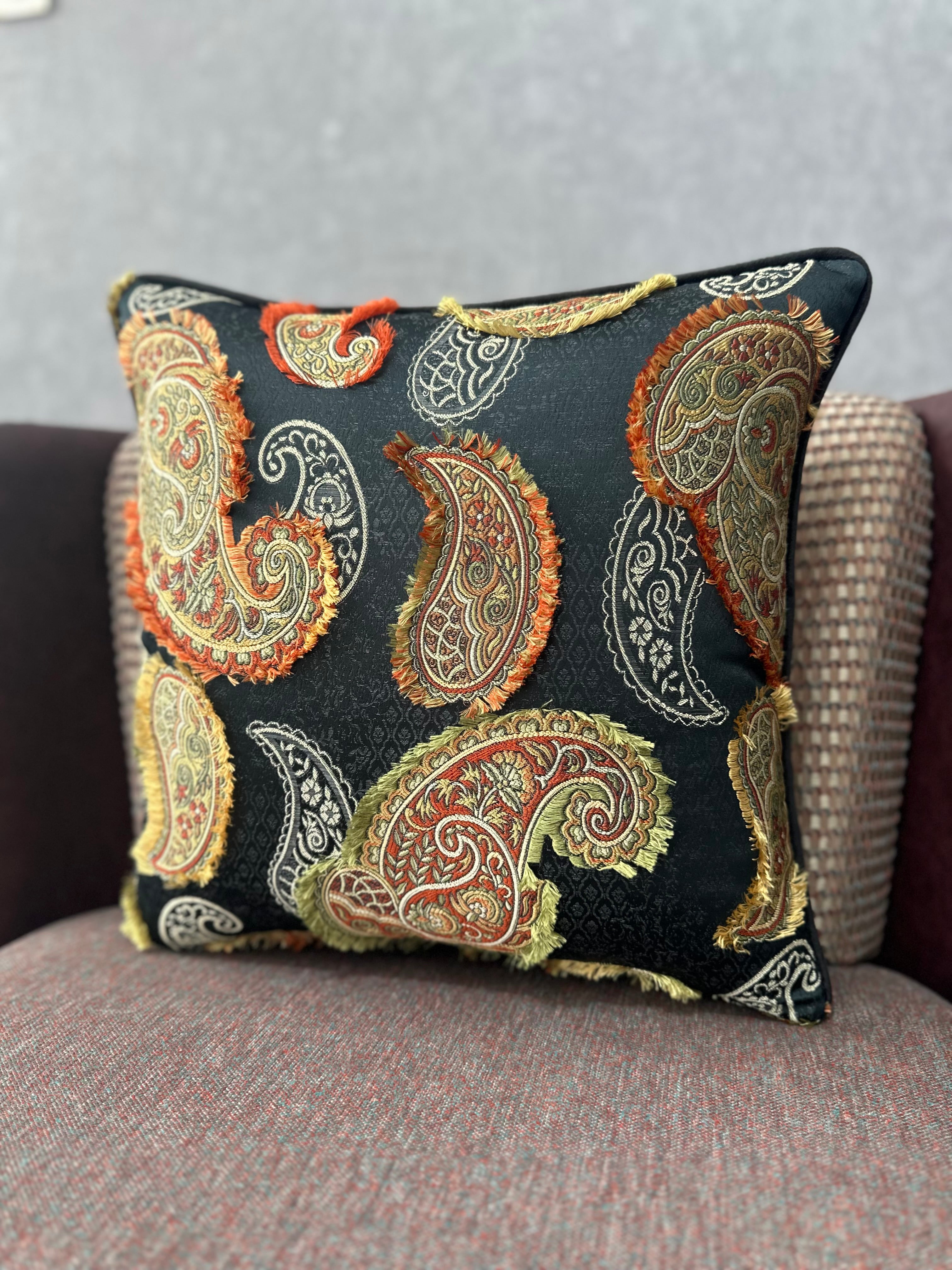 Şal-319 (SİYAH ZEMİNLİ)