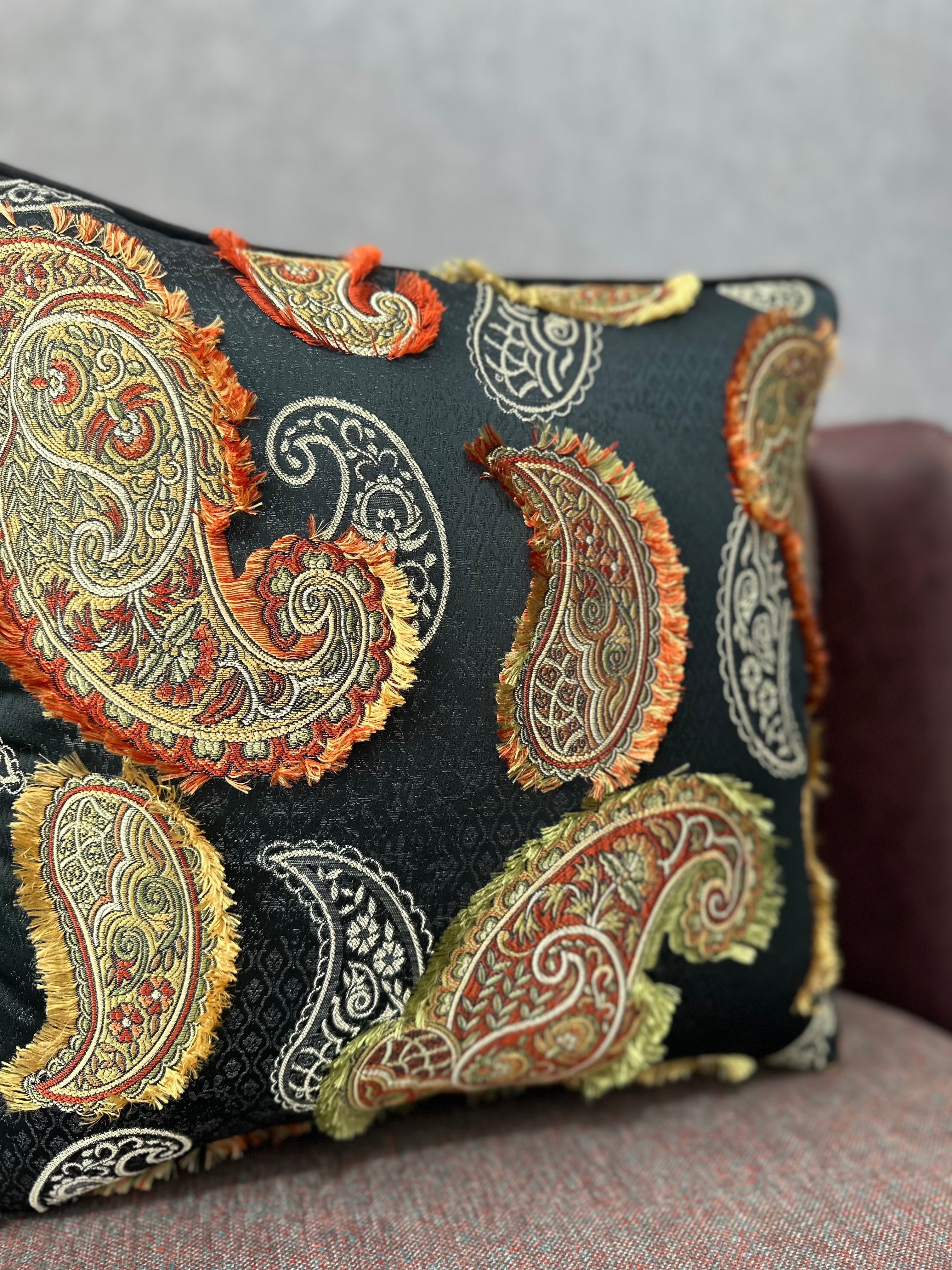 Şal-319 (SİYAH ZEMİNLİ)