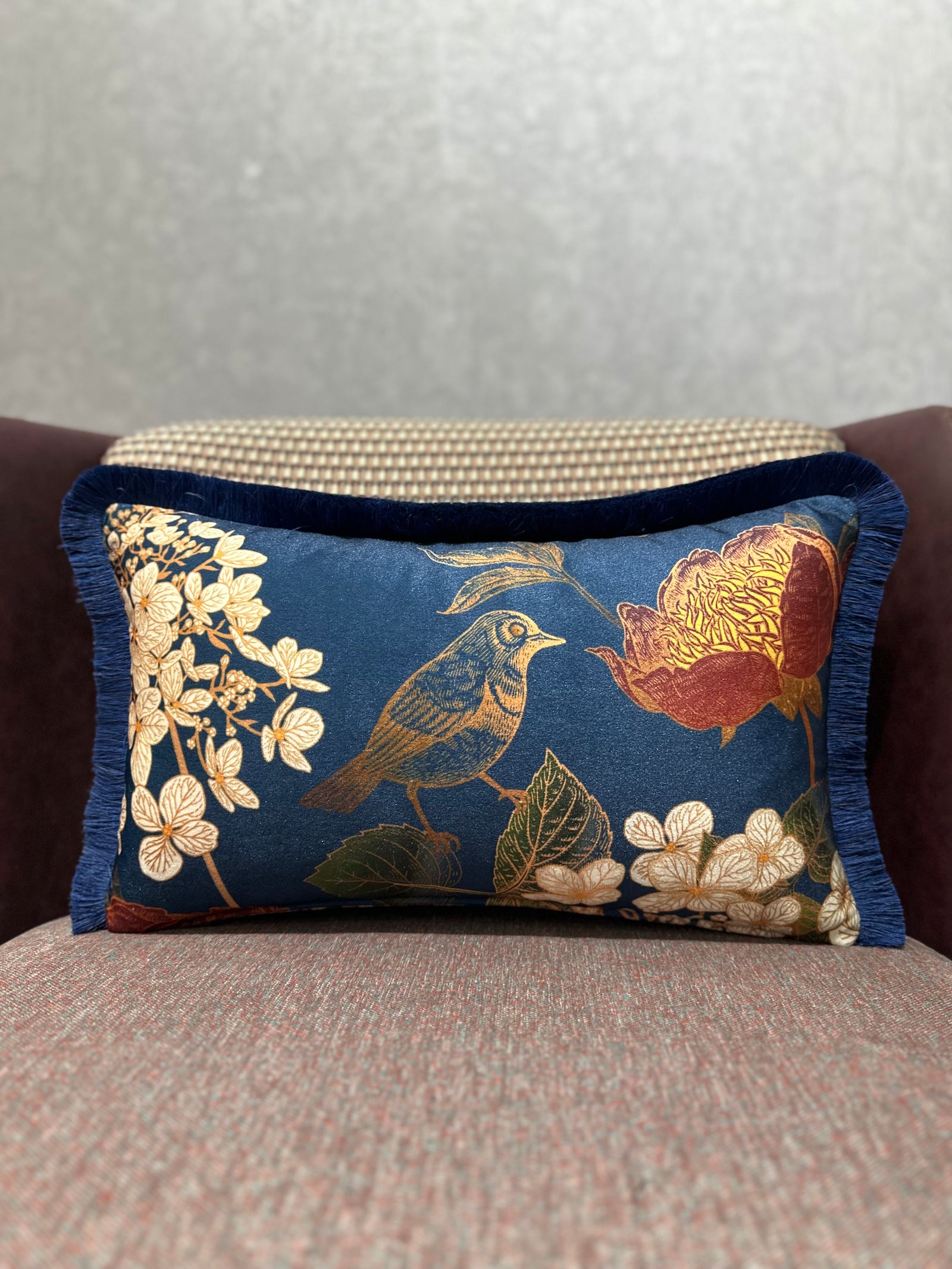 BLEND-9372 DARK BLUE PILLOW 