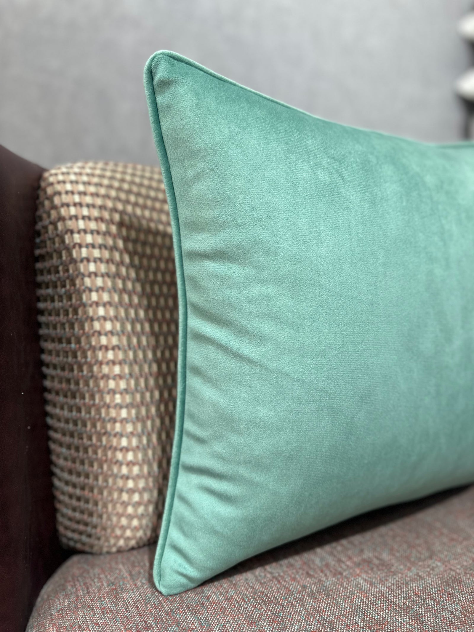 SOLID-16 PILLOWCASE 