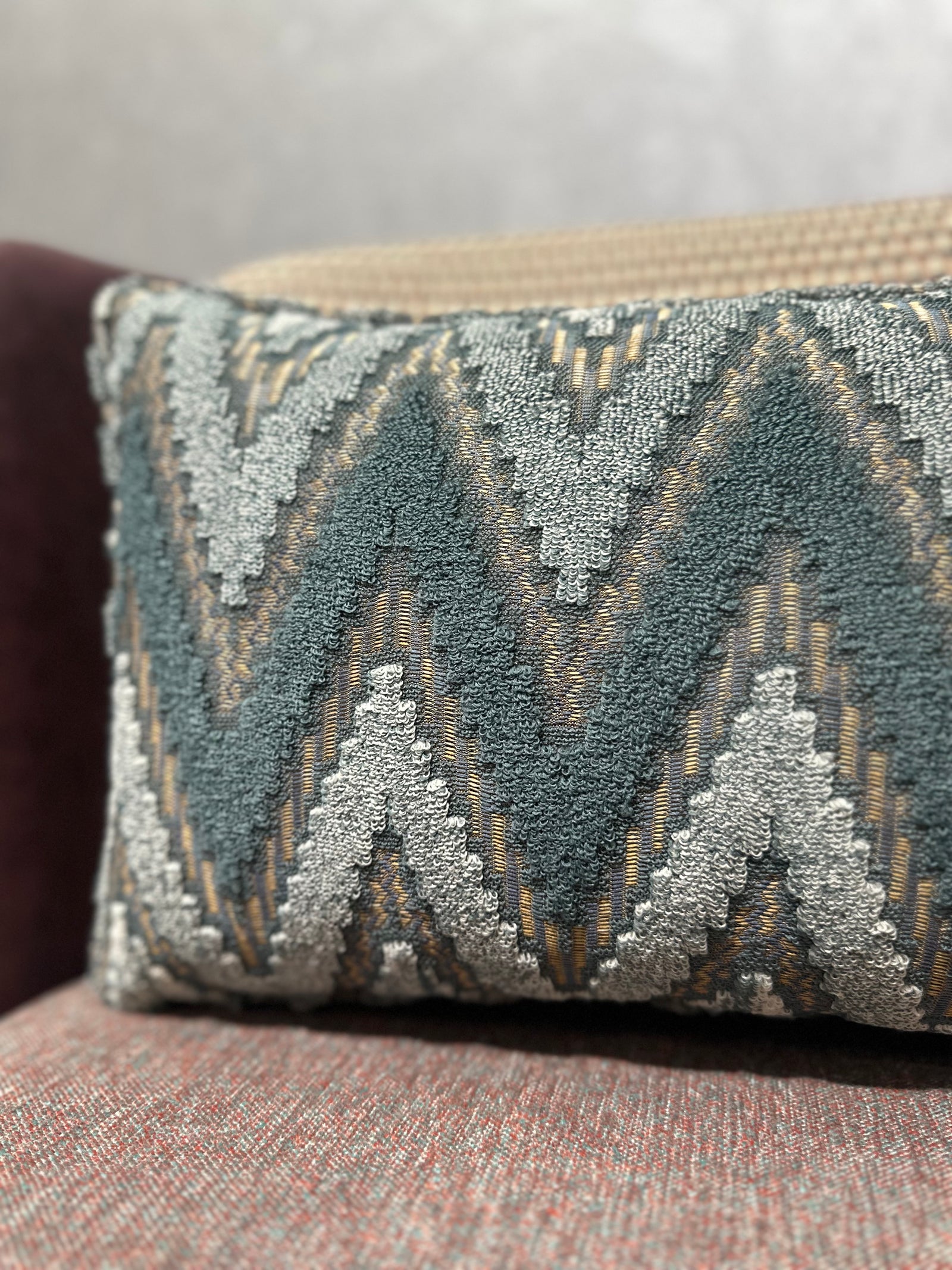 Chevron-200