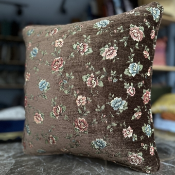 TAPESTRY-02 
